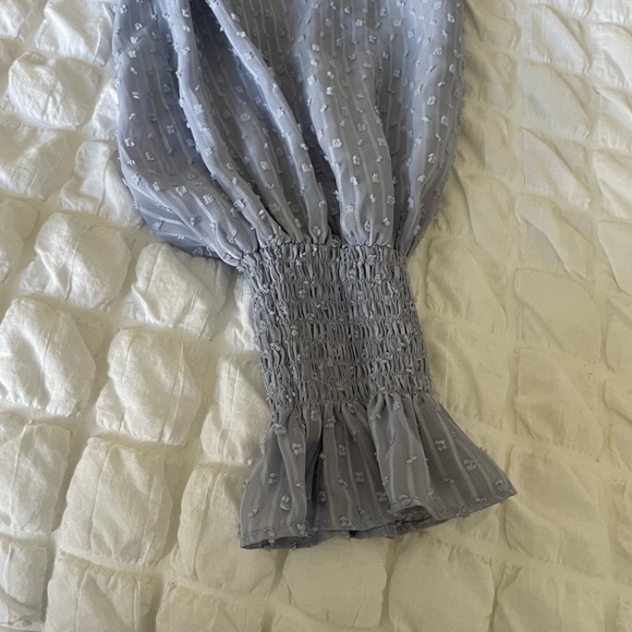 Urban Outfitters Light Blue Puff Sleeve Top - Picture 3 of 8